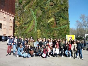I ragazzi della 2ªG davanti alla Caixa Forum a Madrid